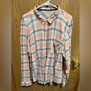 Maurice’s size 3 Plaid Button-Up Shirt for women